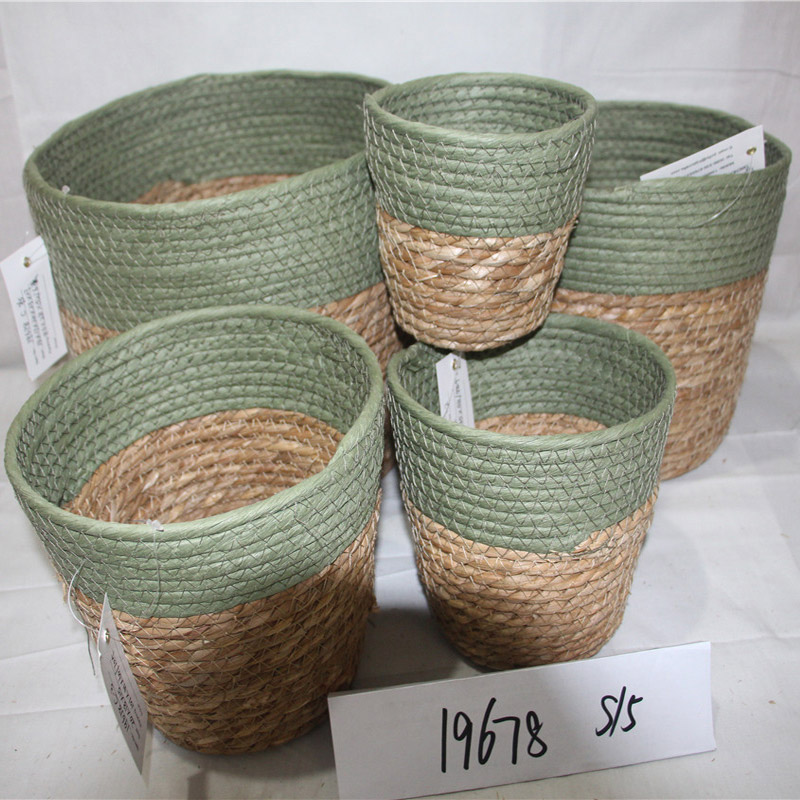 Cesta de hierba de jacinto de agua de mano natural hecha a mano con asa
